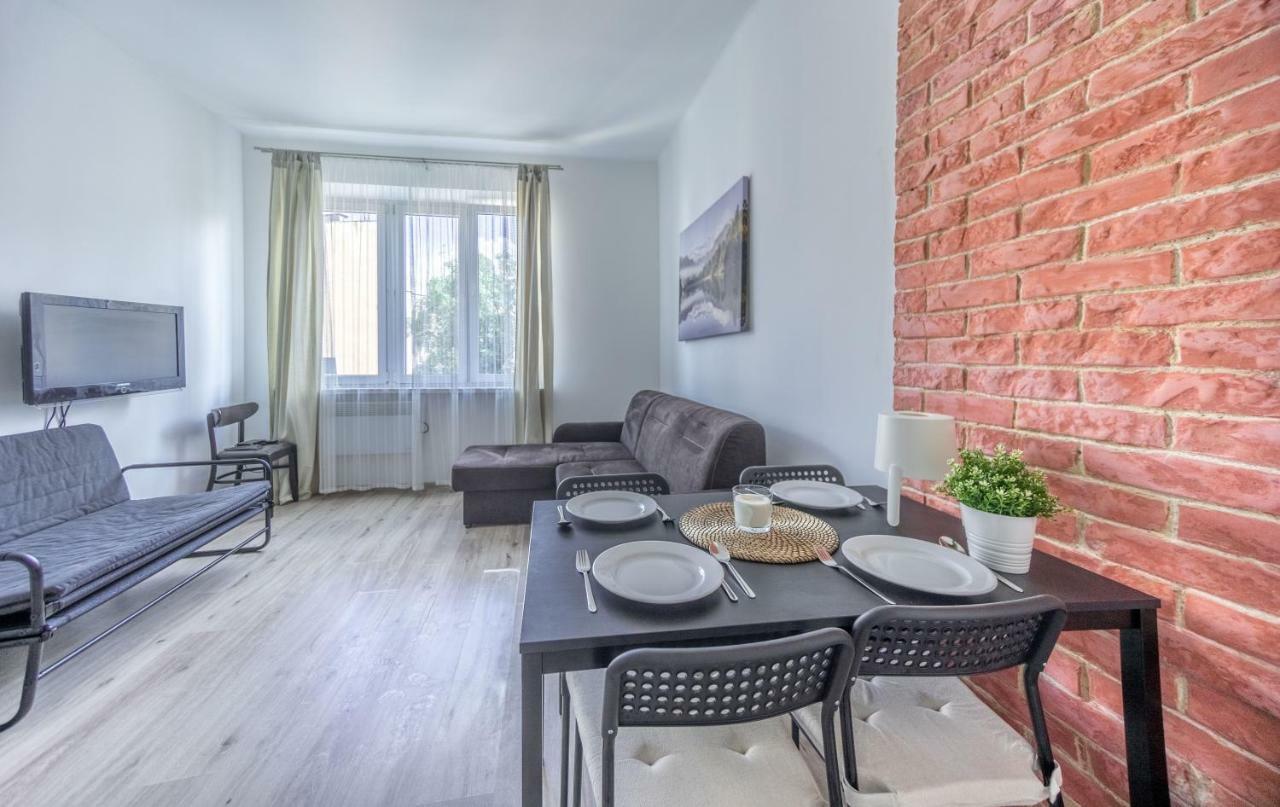 Studio Conrad Lägenhet Krasków Exteriör bild